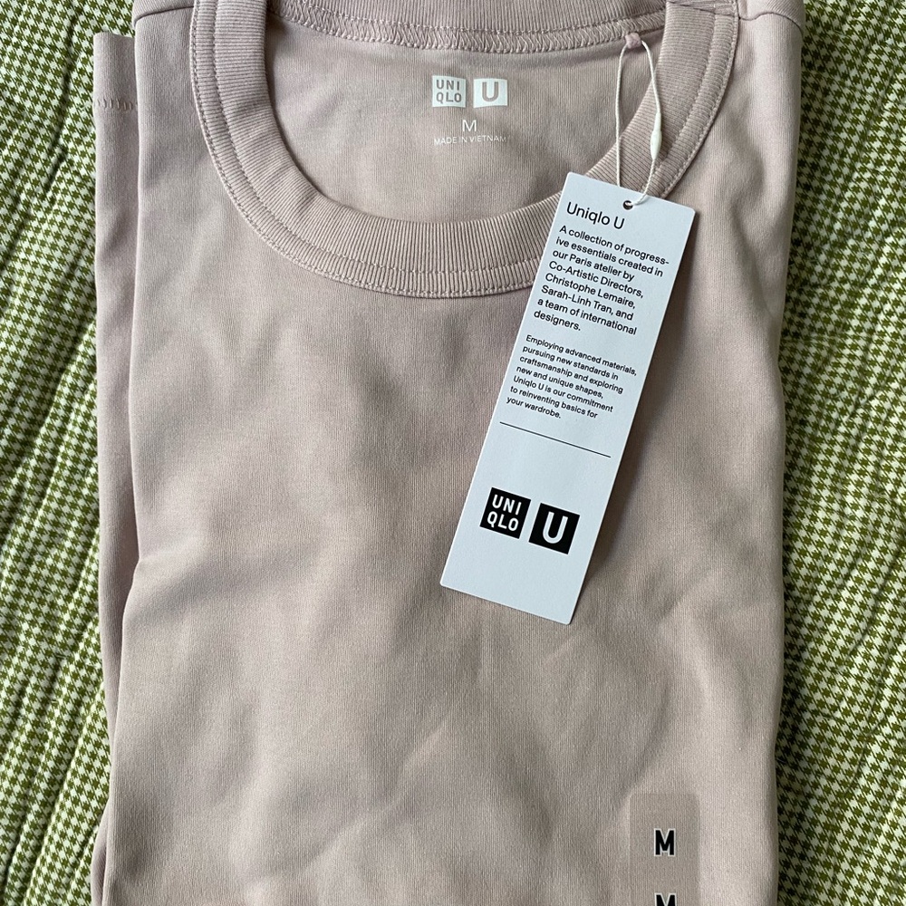 Uniqlo Light Pink Short Sleeve Tee
